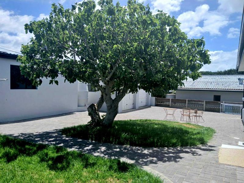 3 Bedroom Property for Sale in Stilbaai Wes Western Cape